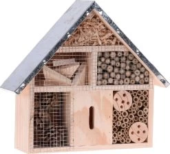 Insectenhotel Voor Vlinders En Bijen
